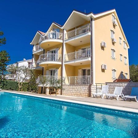 Apartments With A Swimming Pool Jadranovo, Crikvenica - 3238 外观 照片