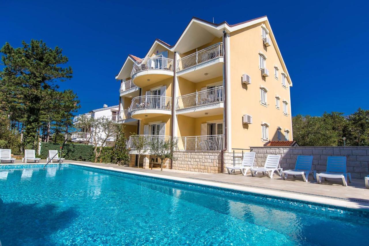 Apartments With A Swimming Pool Jadranovo, Crikvenica - 3238 外观 照片