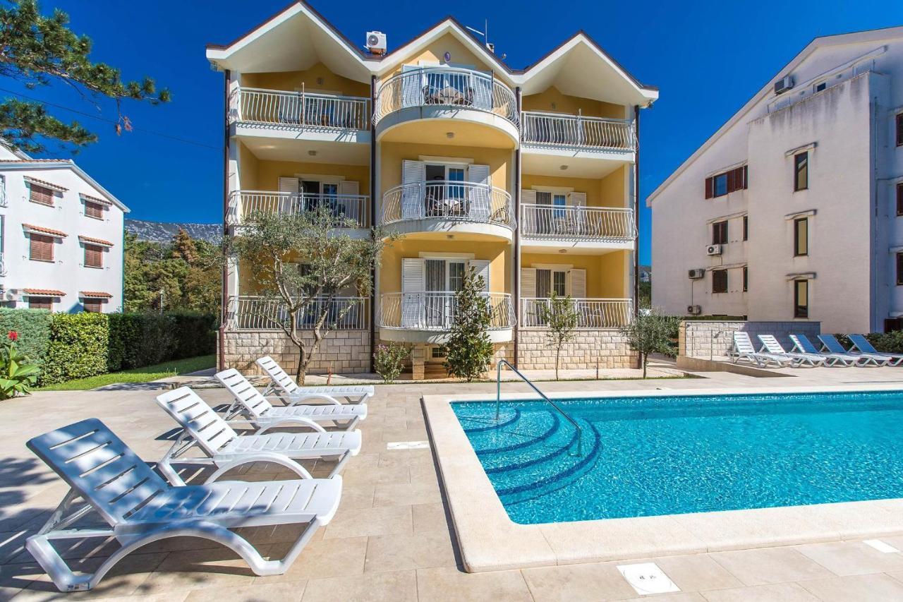Apartments With A Swimming Pool Jadranovo, Crikvenica - 3238 外观 照片