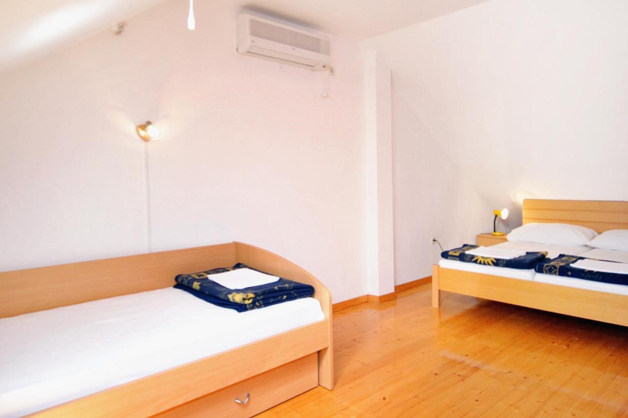 Apartments With A Swimming Pool Jadranovo, Crikvenica - 3238 外观 照片